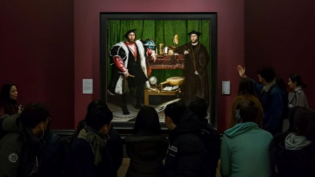 Visitors descending the stairs would suddenly see the skull snap into focus at a specific point in their descent